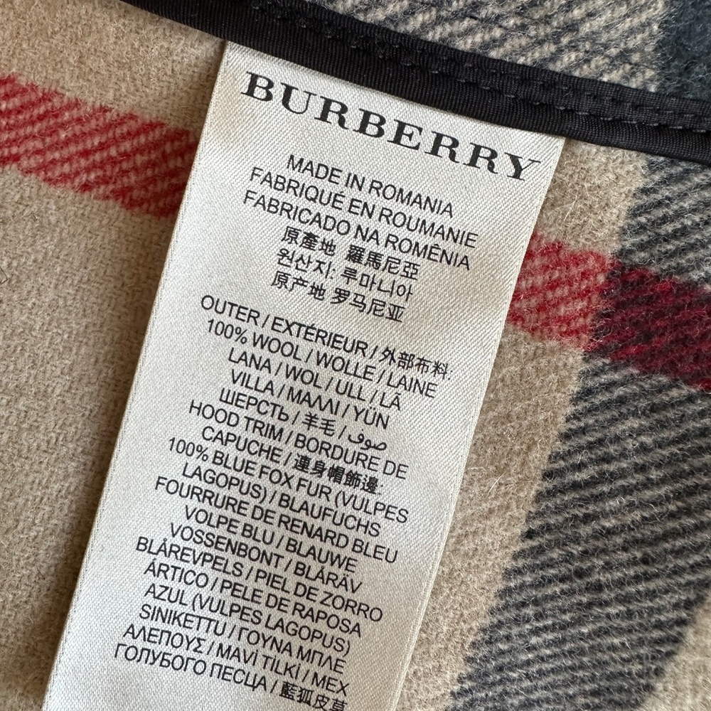 Burberry Brit Black Wool Duffle Coat, Fur trim, 2.  GD1221 - Picture 7 of 7